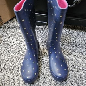 Rain boots